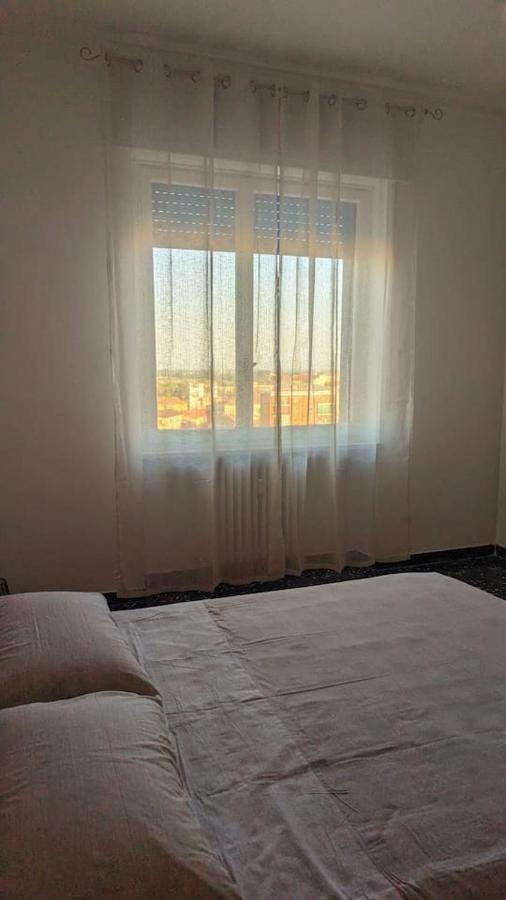 La Terrazza Del Re Apartman Vercelli Kültér fotó